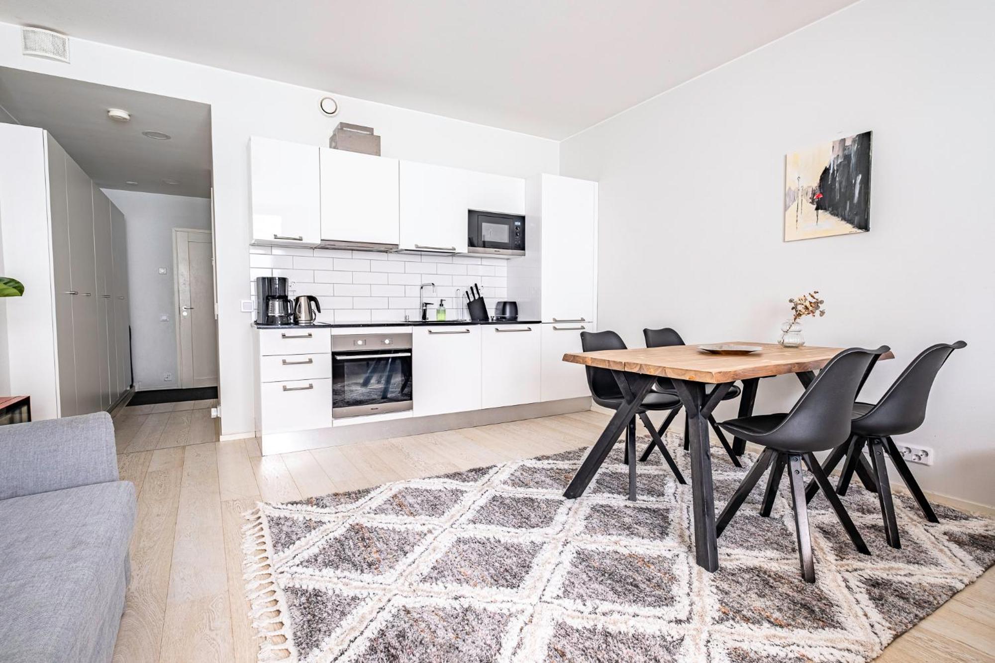 Nice Studio Apartment On A Pedestrian Street Ελσίνκι Εξωτερικό φωτογραφία